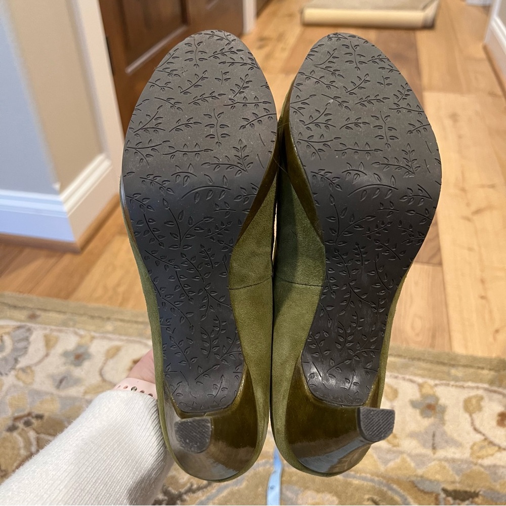 Anthropologie Miss Albright Nature Double Bow Green Heels - Picture 5 of 8